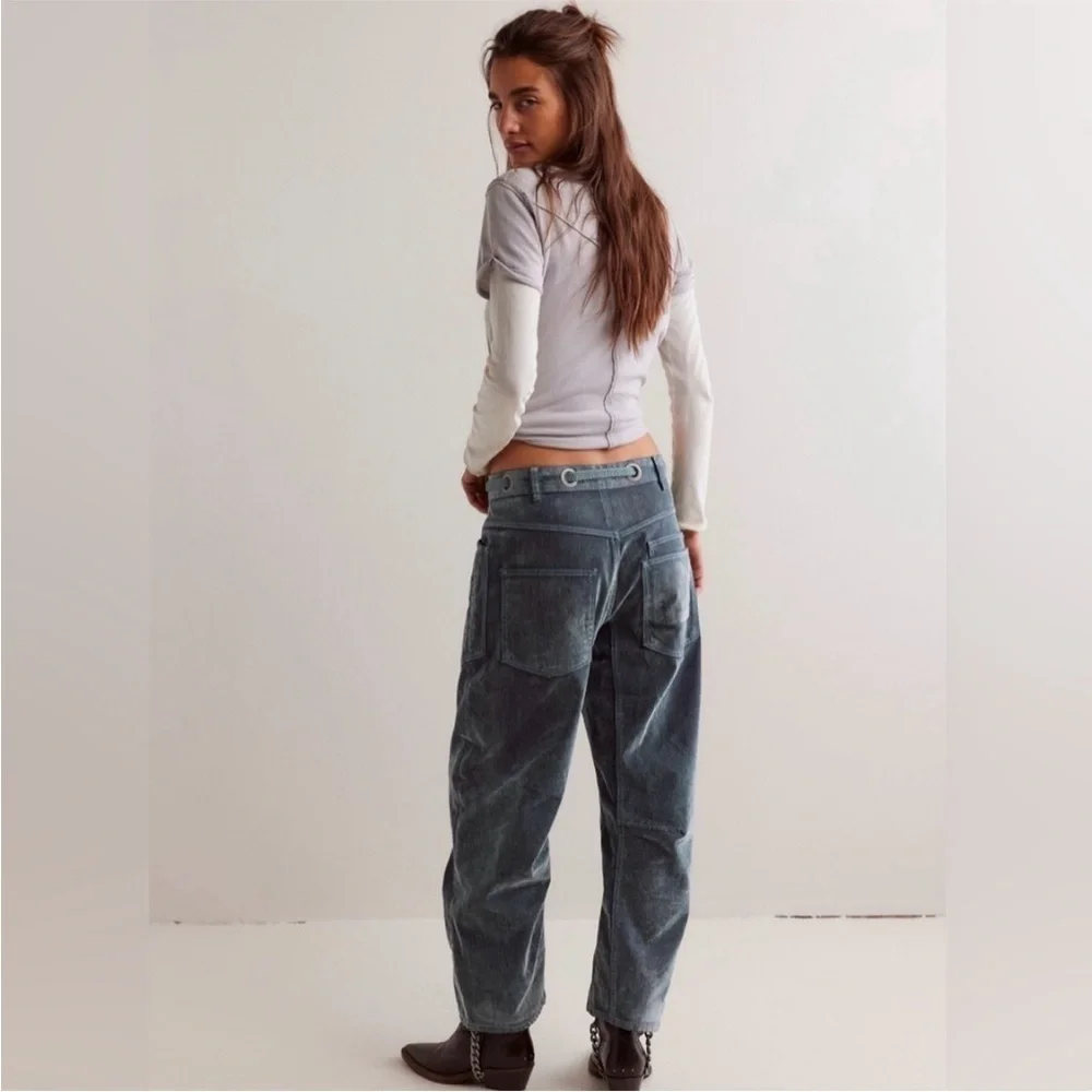 Free People We The Free Moxie Flocked Pull-On Barrel Jeans 32 NWT
